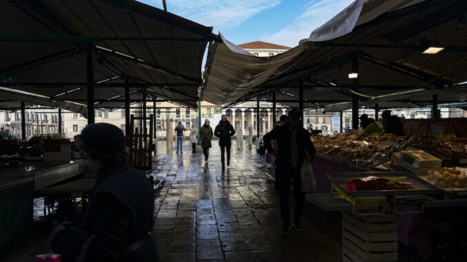 uploaded-image-konak-ve-iletisim-stratejileri-1698140452311