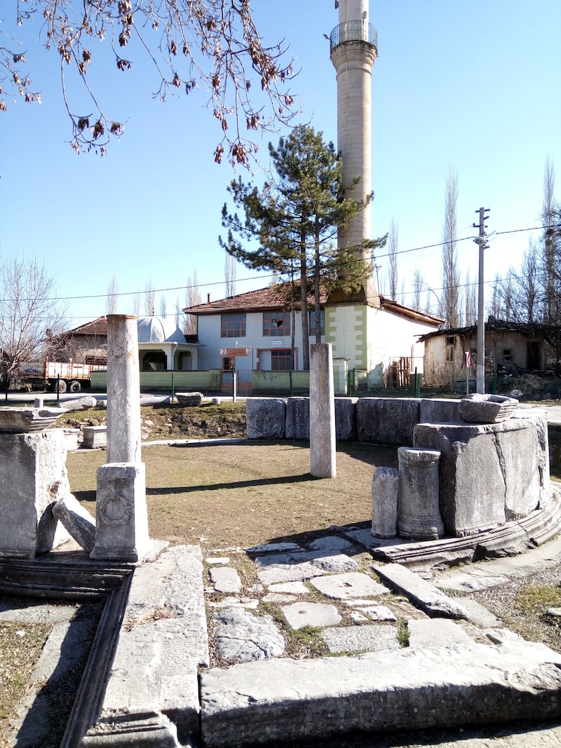 Konak'ta Tarihi Eserler Konak'ta Tarihi Eserler